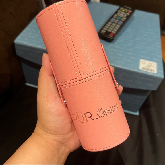 Pur cosmetics travel sized brush set - Picture 5 of 7